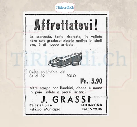 Affrettatevi! La scarpetta in velluto nero con motivo in simil oro a 5.90 franchi da J. Grassi, Bellinzona